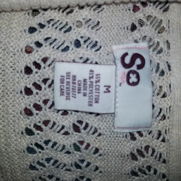 Short Sleeve Sweater - Picture 3 of 3